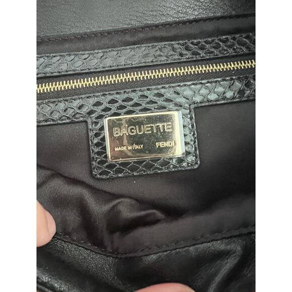 Fendi Mink stripes baguette - Picture 10 of 12